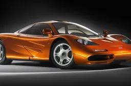 Scambia la fidanzata con una McLaren F1 e non ha rimpianti: la storia incredibile