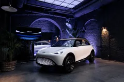 Dopo Monaco, première italiana per la concept car del futuro SUV smart