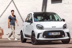 smart EQ fortwo: confermata la produzione fino al 2024
