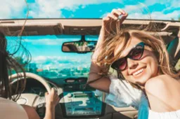 Viaggiare in auto: consigli per un viaggio sicuro e confortevole