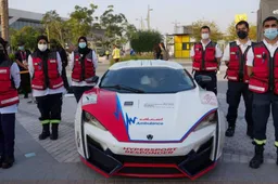 Una supercar come ambulanza: succede solo a Dubai, dove se no?