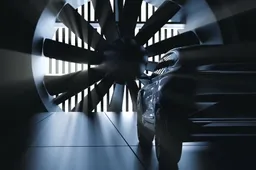 Il nuovo SUV Fiat prende forma: il teaser è online su YouTube [VIDEO]