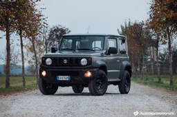 Suzuki Jimny Pro: prezzo, consumi, prova su strada e in offroad