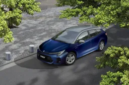 Suzuki Swace Hybrid: sold out la serie speciale Web Edition