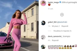Taylor Mega sfoggia su Instagram la sua Ferrari 458...rosa [VIDEO]