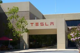 Offerte lavoro Tesla: posizioni aperte, requisiti e come candidarsi