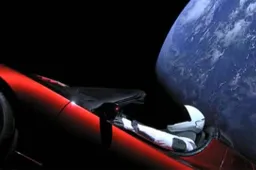 Tesla Roadster, ora vaga nello spazio. Sì, ma dove?