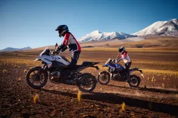 BMW Motorrad non ha mai venduto così tanto come nel 2024