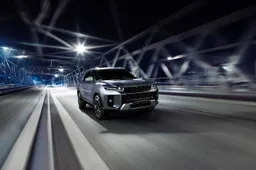 Il KGMobility Torres si presenta durante il tour musicale di m2o