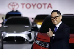 Akio Toyoda non ci sta: "il futuro non sarà solo elettrico"