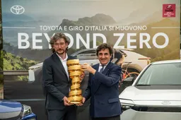 Al Giro d’Italia 2022 debutto italiano per Toyota bZ4X, la prima elettrica del Marchio