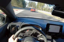 Toyota GR Yaris: al Ring la BMW M2 Competition è alla sua portata [VIDEO]