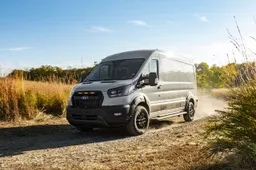 Arriva il Ford Transit Trail 2023 per chi vuole vivere wild