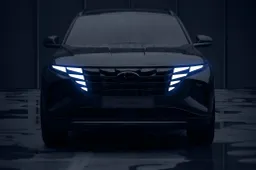 Nuova Hyundai Tucson: alcuni teaser svelano come sarà [VIDEO]