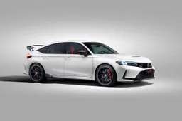 25 anni di Honda Civic Type-R: tutti i modelli che hanno fatto la storia