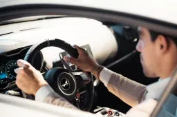 Un’Alpine A110 al campione italiano di padel Marco Cassetta