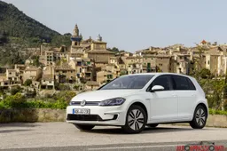 Nuova Volkswagen e-Golf | Prova su strada in anteprima