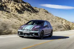 Volkswagen Golf 2024, ecco le prime novità della Mk 8.5