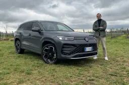 Prova Volkswagen Tayron: l'erede della Tiguan Allspace è Diesel, ibrida e molto spaziosa