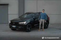 Prova Volvo XC60 T8: comfort da riferimento per l'ibrida svedese