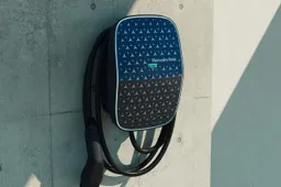 California, ricarica domestica obbligatoria per diffondere le auto elettriche