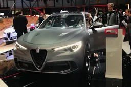 Alfa Romeo Stelvio Quadrifoglio NRING | Salone di Ginevra 2018 [LIVE]