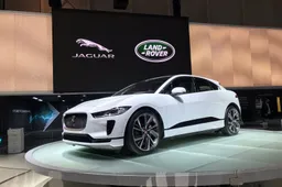 Nuova Jaguar I-Pace: il primo SUV "anti-Tesla" al Salone di Ginevra 2018