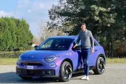 Prova in anteprima Abarth 600 elettrica: guida al top sia in pista sia su strada