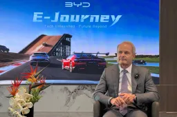 Wolfgang Egger: “Il design di BYD è un ponte tra Cina ed Europa. L’immaginazione sarà la vera forma di lusso del futuro”