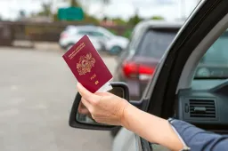 Cosa fare se prendi una multa all'estero