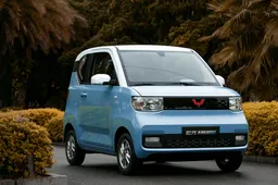 Wuling Hongguang Mini EV: l'elettrica che supera Tesla