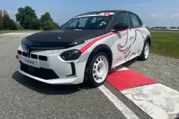 Ypsilon HF Racing: arriva la versione sportiva entry level 1.2 turbo da 145 CV