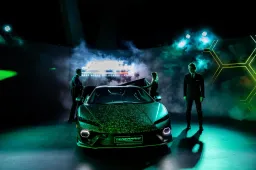 Lamborghini Temerario Ad Personam: livrea a effetto cristallo per il V8 ibrido