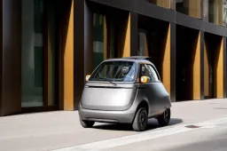 Microlino accelera in Italia: CA Auto Bank diventa il partner finanziario. Qual è l'offerta?