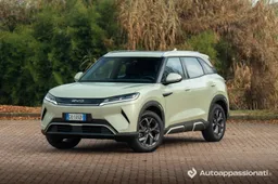 Prova BYD Atto 2 Boost: l'outsider dei SUV compatti elettrici
