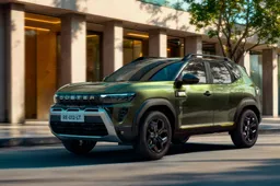 Renault reinventa la Duster: svelata la nuova generazione del SUV da 2 milioni di vendite