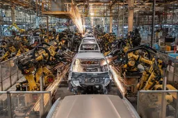 BYD e Geely alla conquista del Messico: sfida per l'ex fabbrica Nissan-Mercedes