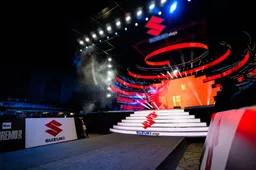 Sanremo esce dall'Ariston: Suzuki porta i big in piazza e lancia il "contro-Festival" della Gen Z