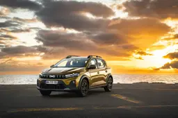 Dacia Sandero rompe il muro dei 20.000 euro, ma c'è chi fa meglio: le auto Full Hybrid più economiche del mercato