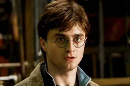 Aveva 27 milioni in banca a 18 anni: la prima auto che "Harry Potter" si comprò fu un’italiana insospettabile