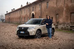 Ho provato la Suzuki Vitara 1.4 Hybrid automatica: l’età è solo un numero?
