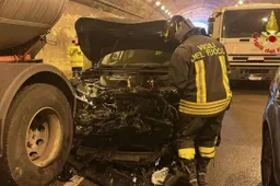 Maxi tamponamento sulla Messina-Palermo: oltre 80 veicoli intrappolati in galleria, autostrada paralizzata