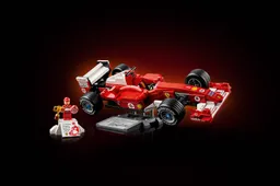 Lego: la Ferrari di Schumacher nasconde anche la “macchia” d’olio