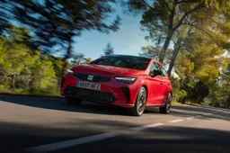 Nuova SEAT Ibiza: più tecnologia di serie e un prezzo di lancio imbattibile (da 16.000 euro)