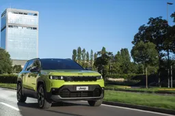 Nuova Jeep Compass 2026: sconto di 5.000 Euro e interessi zero. L'offerta nasconde delle insidie? L'Analisi ai Raggi X