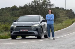 Prova Toyota C-HR+: come va il SUV-Coupé che promette oltre 600 km con una ricarica
