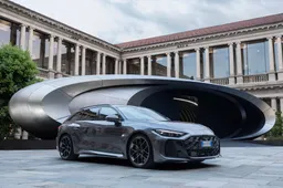 Audi alla Milano Design Week 2026: anteprima per RS 5, R26 F1 e l'Installazione immersiva "Origin"