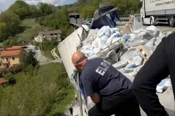Volo nel vuoto sulla Superstrada in Abruzzo: il video del terribile incidente costato la vita a un 66enne