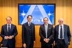 Assemblea Stellantis: Elkann confermato alla presidenza, Peugeot vice e via libera alle remunerazioni con oltre il 93% dei consensi