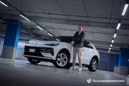 Ho provato la Volkswagen T-Roc 2026: come va con il 1.5 Mild Hybrid da 150 CV, l'evoluzione è sostanziale